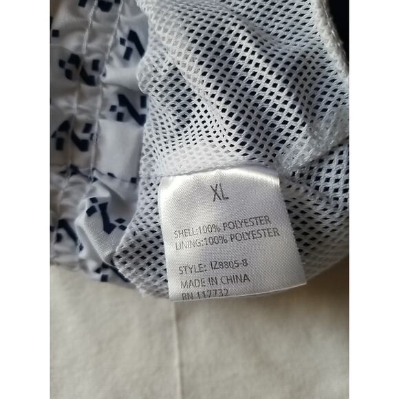 IZOD Men’s Swim Trunks With Pockets Colors Blue Swimsuit Size XL - Picture 10 of 12